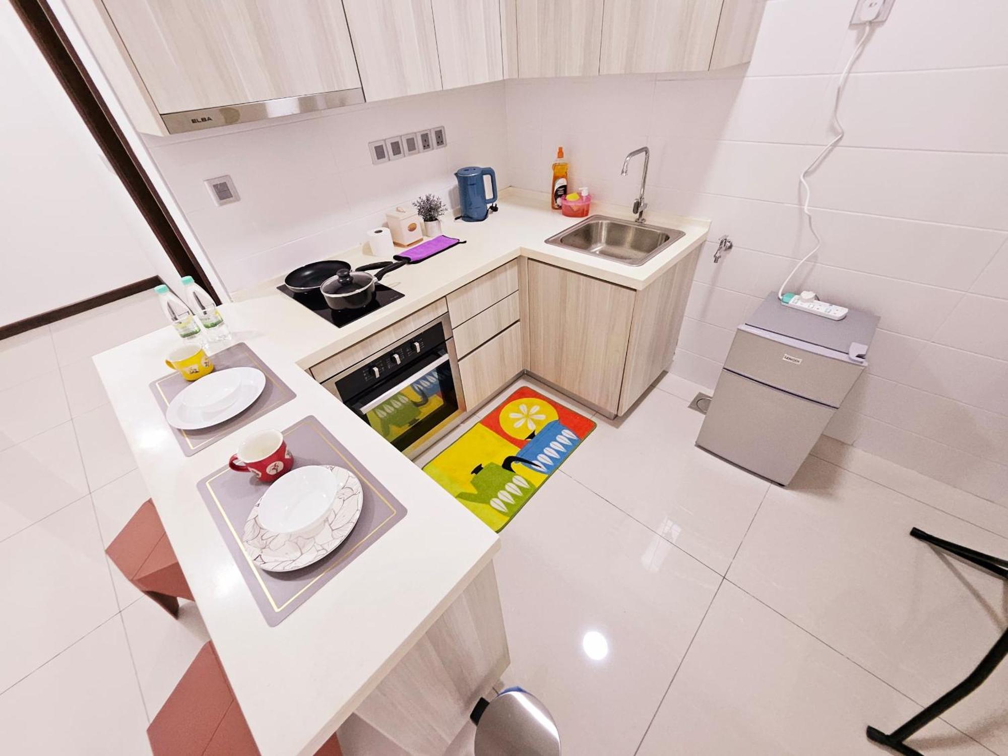 Paragon Suites Studios With Private Jacuzzi Near Ciq Rts Джохор-Бару Екстер'єр фото
